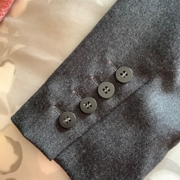 Harvé Benard Charcoal Grey Petite Military-Style Short Trench Wool Jacket - Picture 13 of 13